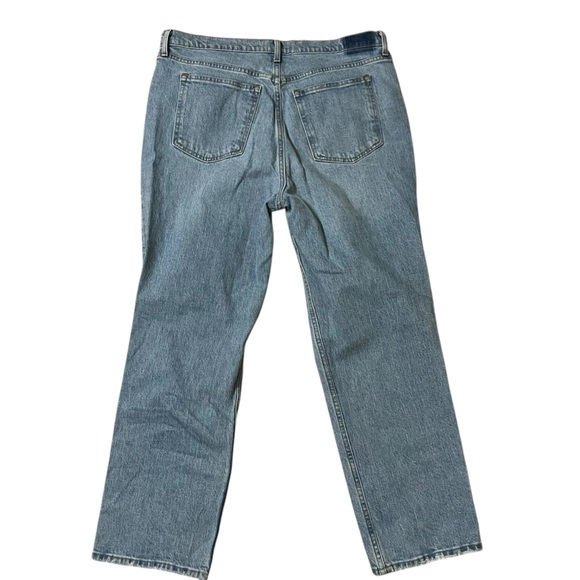 Abercrombie & Fitch Relaxed 90s Straight Ultra High-Rise Ripped Jeans Sz 16/33 - Picture 4 of 5